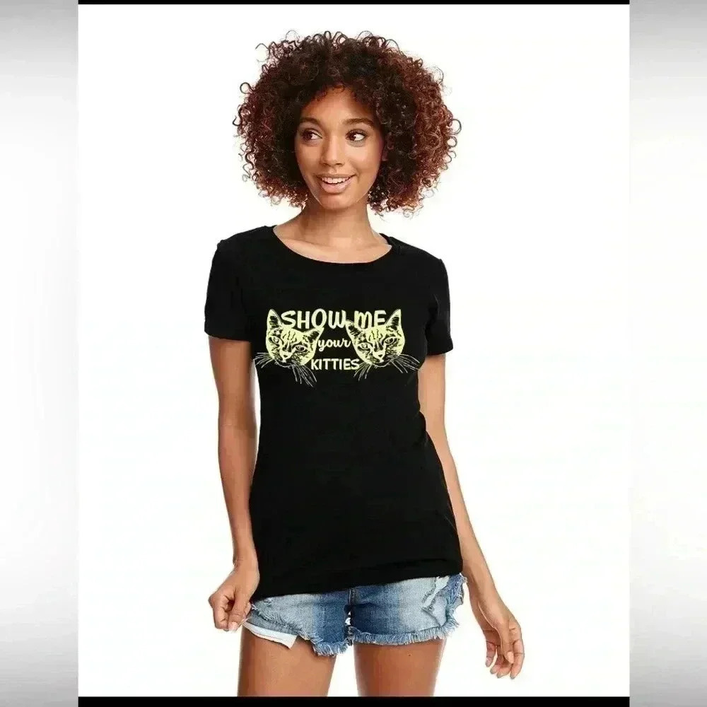 NWT screen printed novelty Show me your kitties black women’s tee all sizes